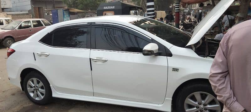 Toyota Corolla Altis 2016 10