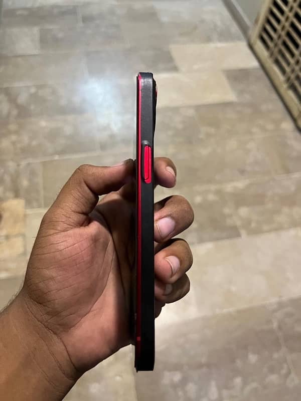 I phone 13 red Color 128gb 85% bettry health 4