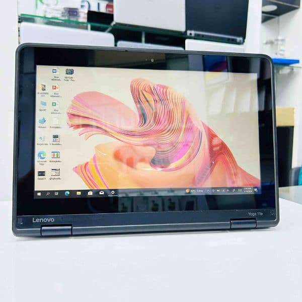 Lenovo Yoga e11, 6th gen, 8gb ram, 128ssd touch 360 2