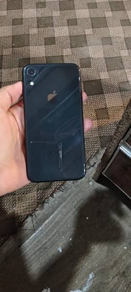 I phone Xr 64gb non pta factory unlock 1