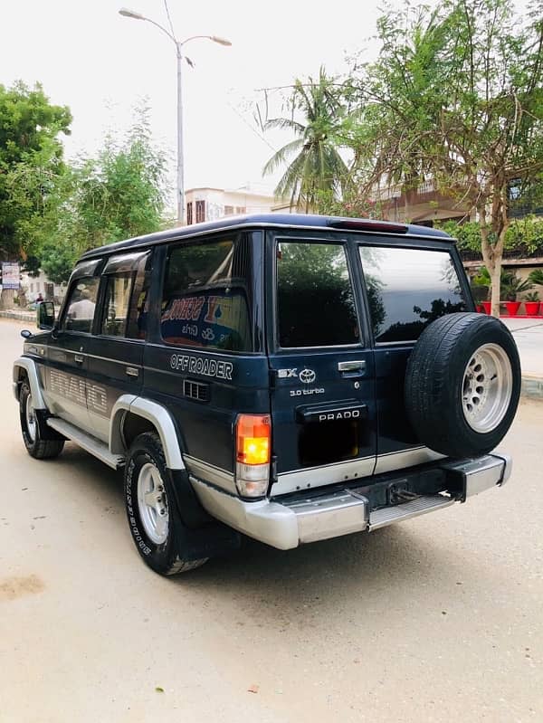 Toyota Land Cruiser 1991 3