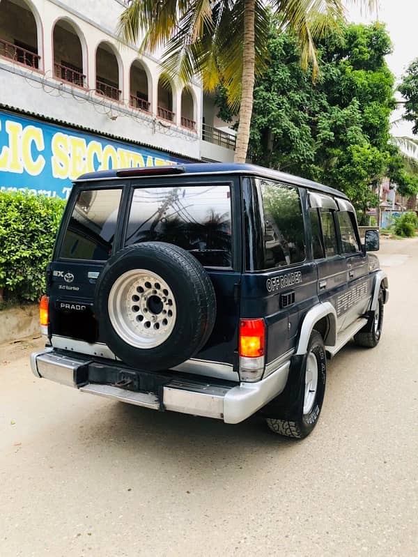 Toyota Land Cruiser 1991 5