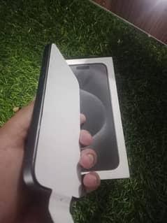 iPhone 15 pro max jv black titanium