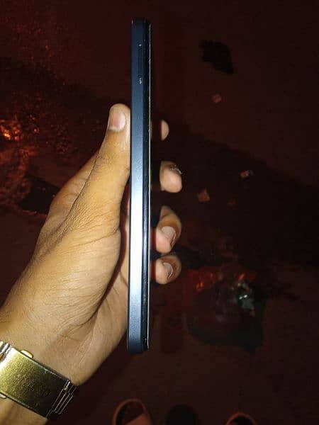 Itel P40 mobile condition 10/10 ram 4128 3