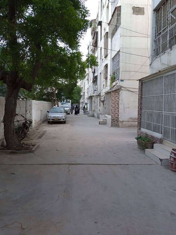 FLAT FOR SALE IN GULSHAN-E-IQBAL, MAYMAR PLAZA 4