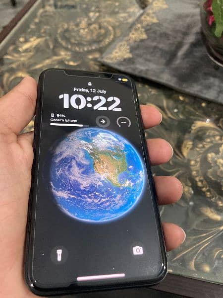 iphone XS  LUSH Condition 2