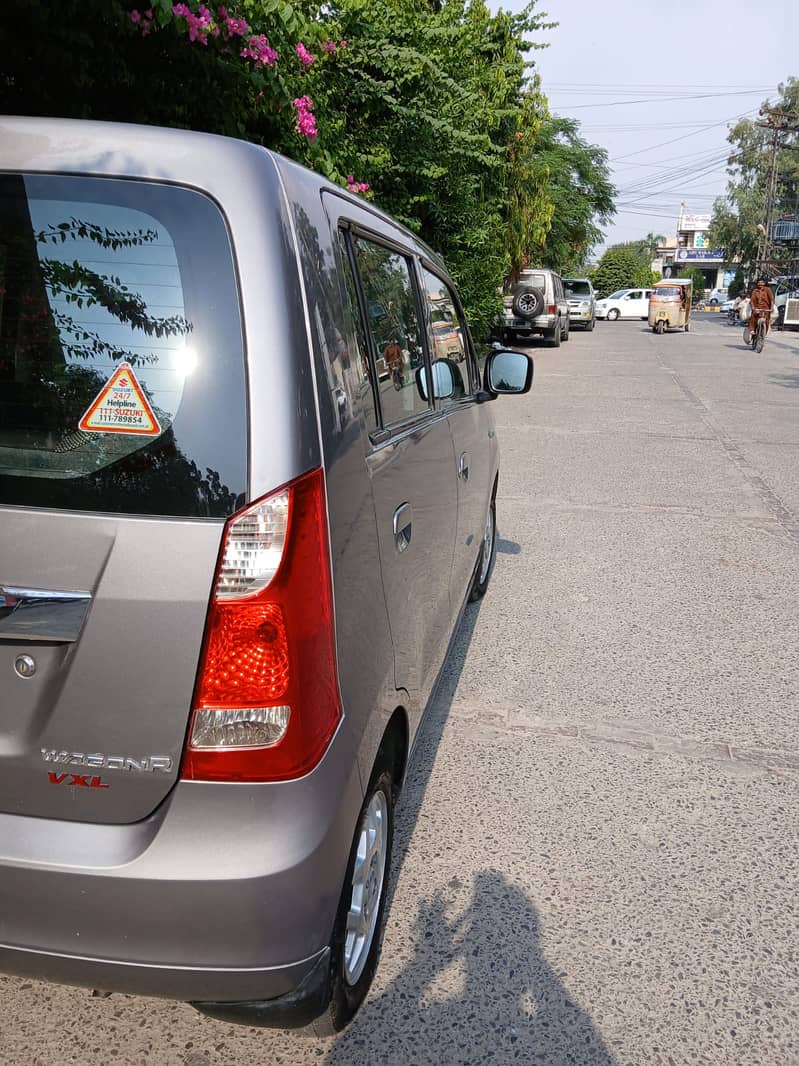 Suzuki Wagon R 2018 Used 5