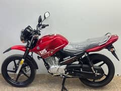 yamaha ybr125g 2022 model ( 9000 km used only )