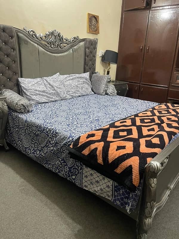 grey colour bed set 2