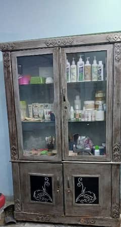 Showcase / Cabinet for Salon/ Parlor