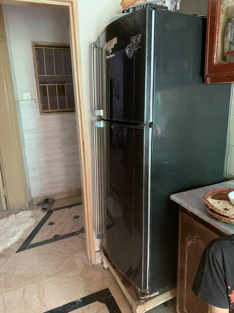 Dawlance fridge for sale in original condition 3