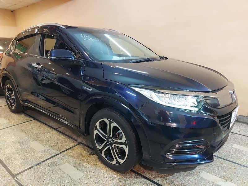 Honda vezel 2019 Model Z Pkg 35,000KM 4-GRADE NOV-2024 IMPORT 2018 1