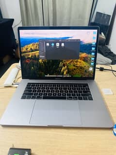 Macbook Pro 2018 4gb/16gb 512gb