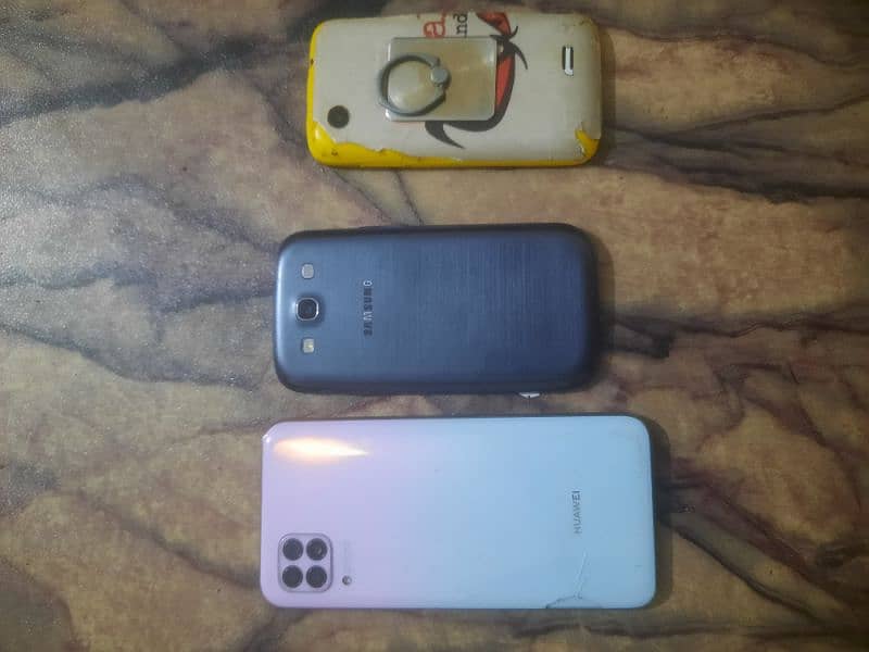 Huawei Nova 7i / Lenovo / Samsung 0