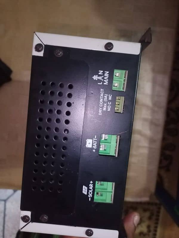 simtek,mppt charge controller 5