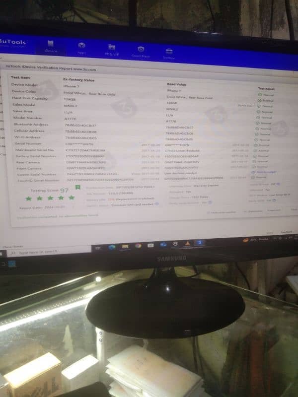 iphone 7 pta 128 gb ha all ok total geniun ha 3 utool report ki 2
