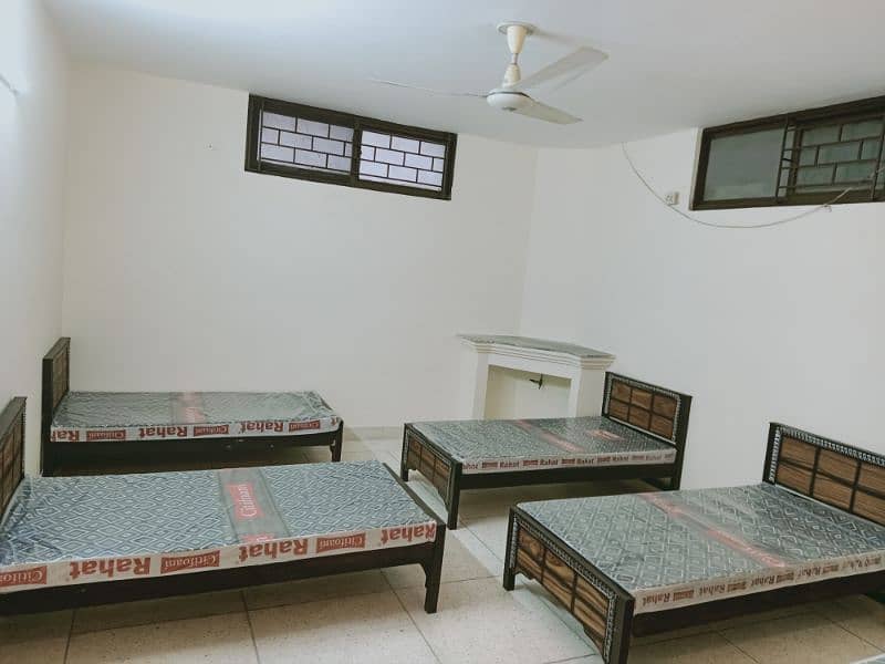 SS Girls Hostel i-8/3 Walking distance to SZABIST and Shifa 8