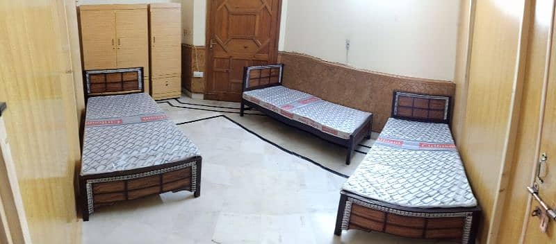 SS Girls Hostel i-8/3 Walking distance to SZABIST and Shifa 10