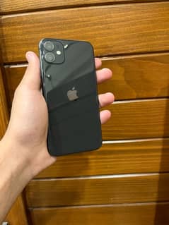 iphone 11/ 64GB 0