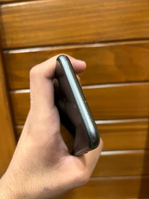 iphone 11/ 64GB 3