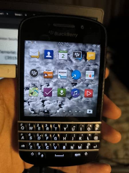 Blackberry Q10 Black 9