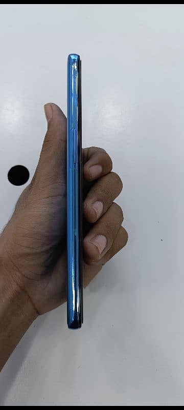 OnePlus 9 10/10 Condition. 2