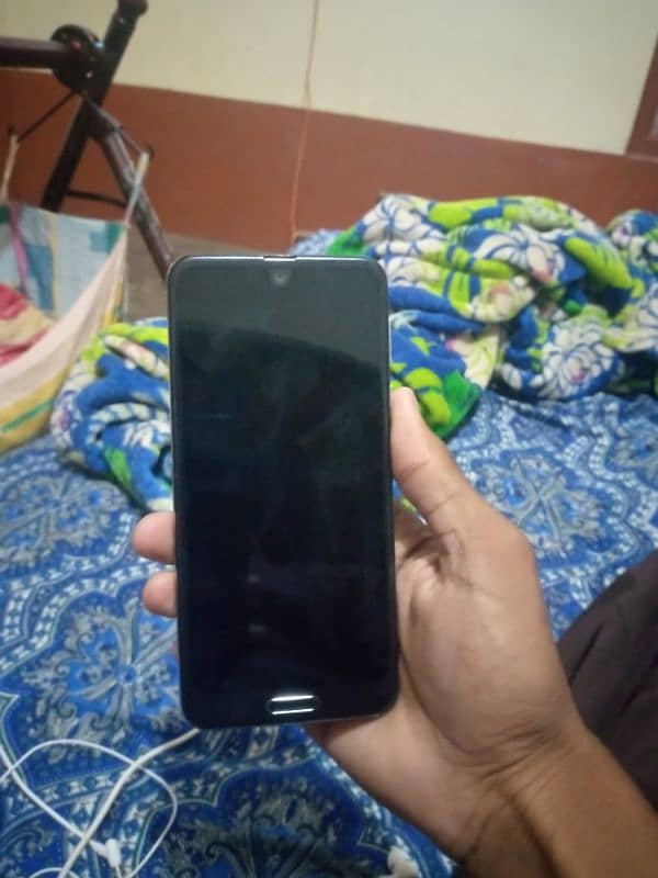 Aquos r2  pubg best gaming phone nonpta 10/9 condition 1