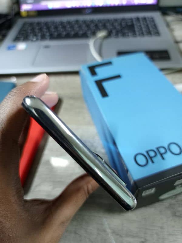 Oppo f19 6/128 lush condition 1