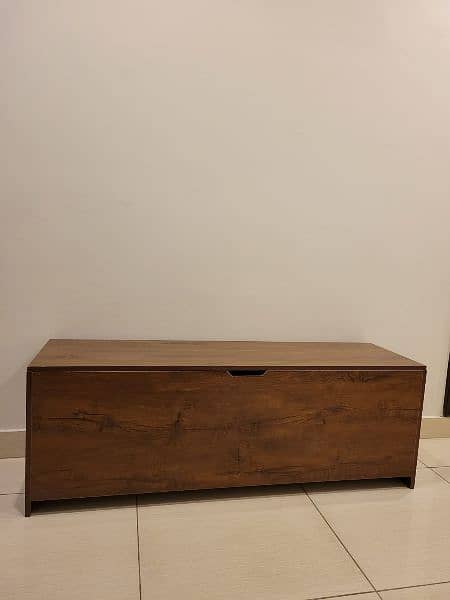 ottoman/ Bench 2