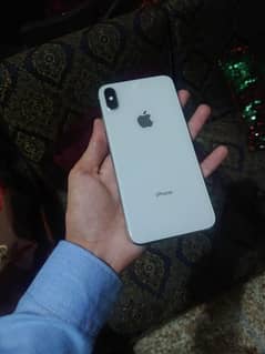 i phone xs max 256gb non pta) 03256570048