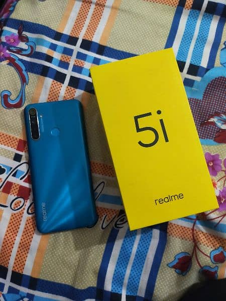 Realme 5i 4