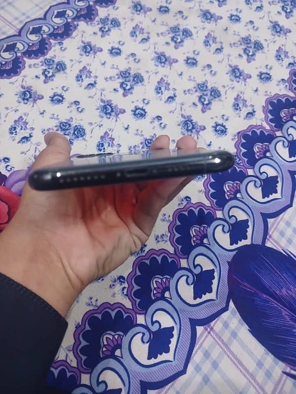 iphone 11 pro max pta approved 3