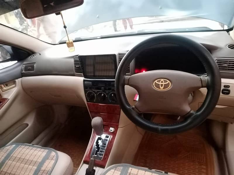 Toyota Corolla Altis 2005 18