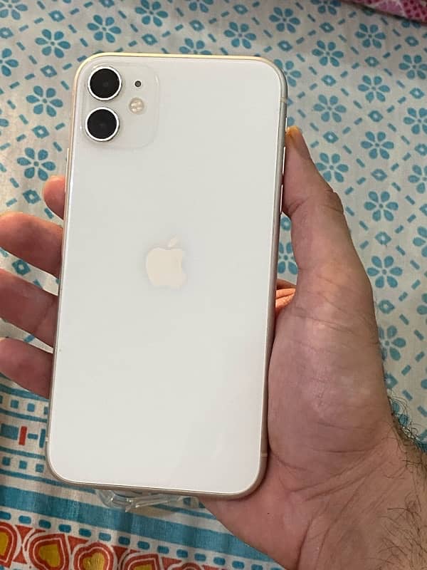 iphone 11 64 GB PTA approved 4