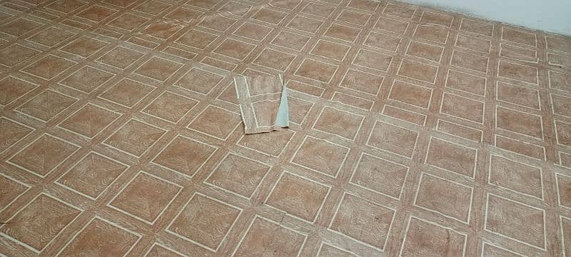 Stylish Floor Sheet used condition 4