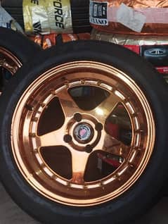 gold chrome rims!!