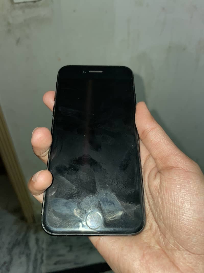 iPhone 7 128Gb 1