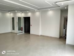 04 MARLA OFFICE 4TH FLOOR WITH ELEVATOR BRAND NEW PLAZA 0