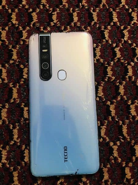 Tecno Camon 15 pro 4