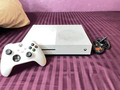 Xbox one S - 1TB With series S controller