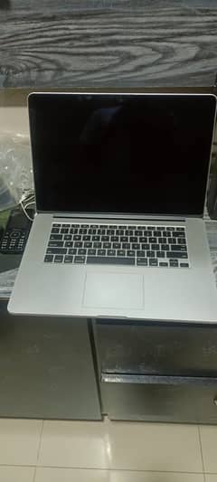 Apple macbook pro i7 0