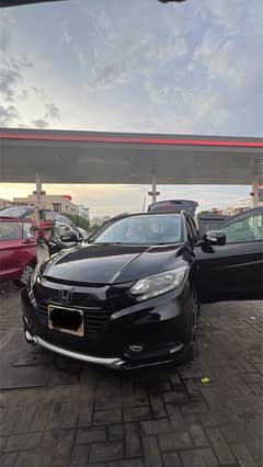 Honda Vezel 2015