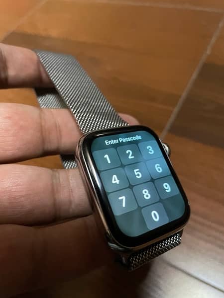 Apple Watch series 4 stainless steel 45mm 2