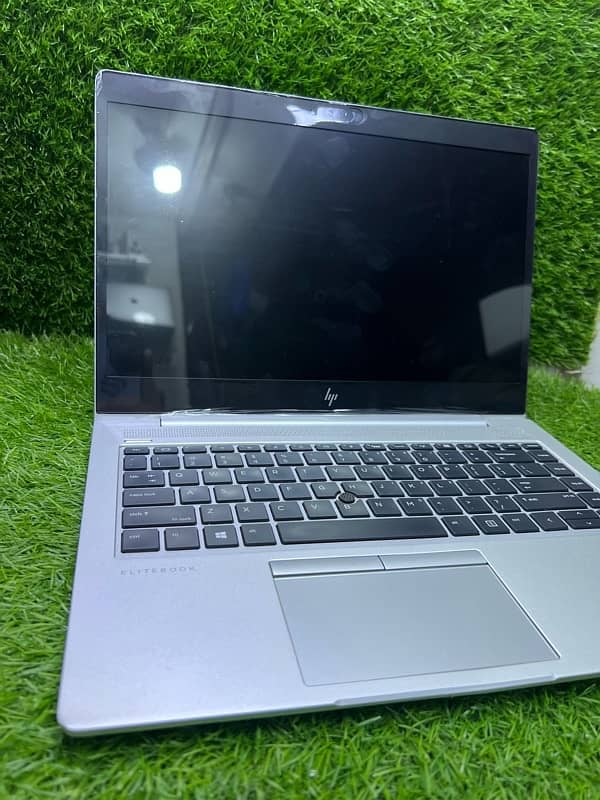 HP ELITEBOOK 840 G5 / G6 core i5 8th Gen - 16GB RAM - 256GB Nvme 3