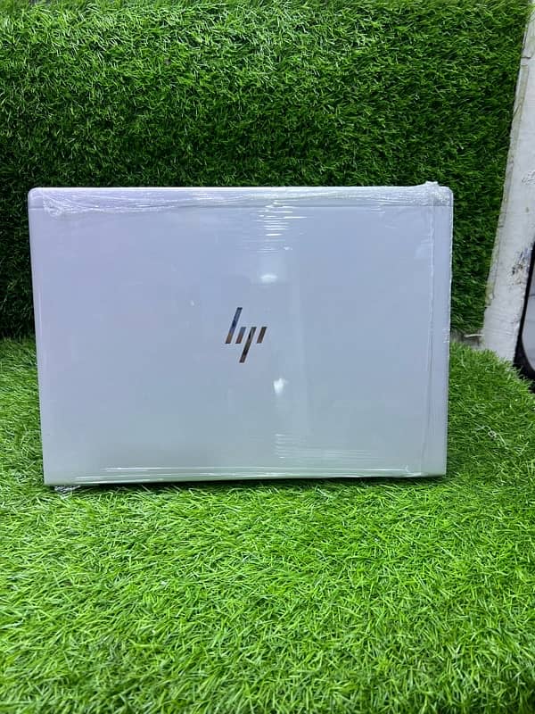 HP ELITEBOOK 840 G5 / G6 core i5 8th Gen - 16GB RAM - 256GB Nvme 4