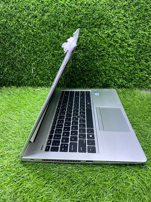 HP ELITEBOOK 840 G5 / G6 core i5 8th Gen - 16GB RAM - 256GB Nvme 6