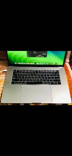 MACBOOK PRO 2019 Core i9 4