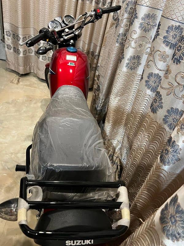 Suzuki GS150 Motor Cycle , urgent sale, need money 2