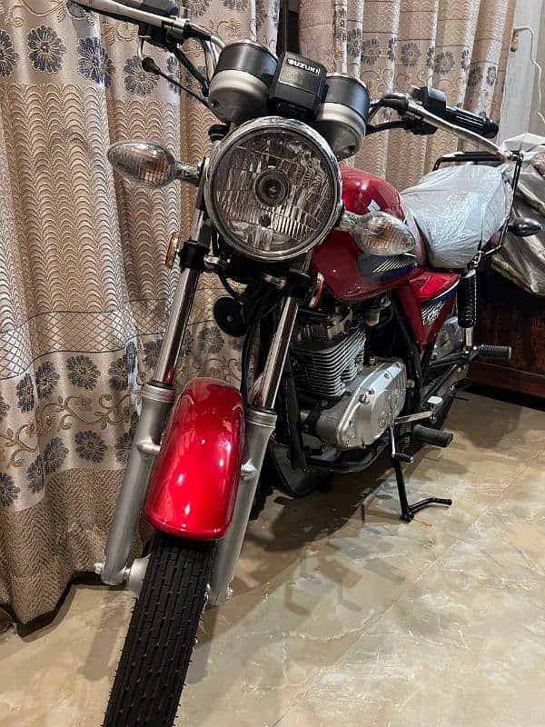 Suzuki GS150 Motor Cycle , urgent sale, need money 8