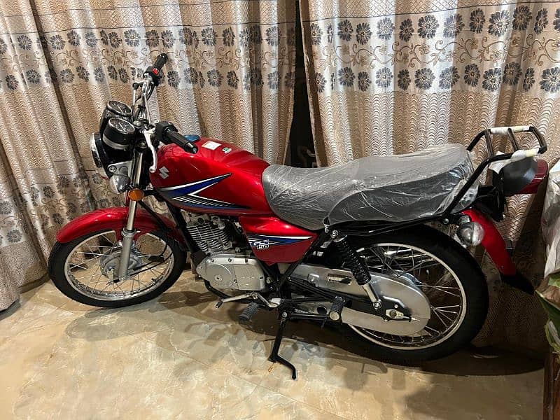 Suzuki GS150 Motor Cycle , urgent sale, need money 10